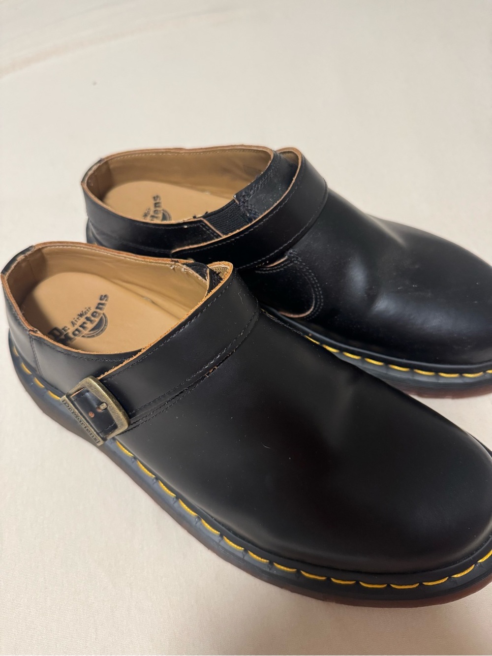 Dr. Martens - Isham Vintage
Smooth Leather Slingback Mules, Size 11M